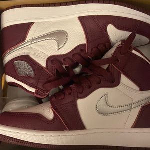 Air Jordan 1 Retro High OG Bordeaux GS